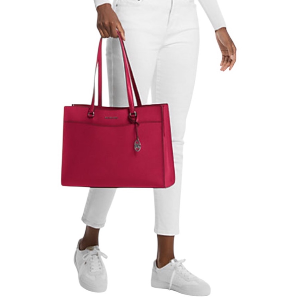 Dark Raspberry Jet Set Travel Large Saffiano Leather Tote Bag - Picture 3 of 4